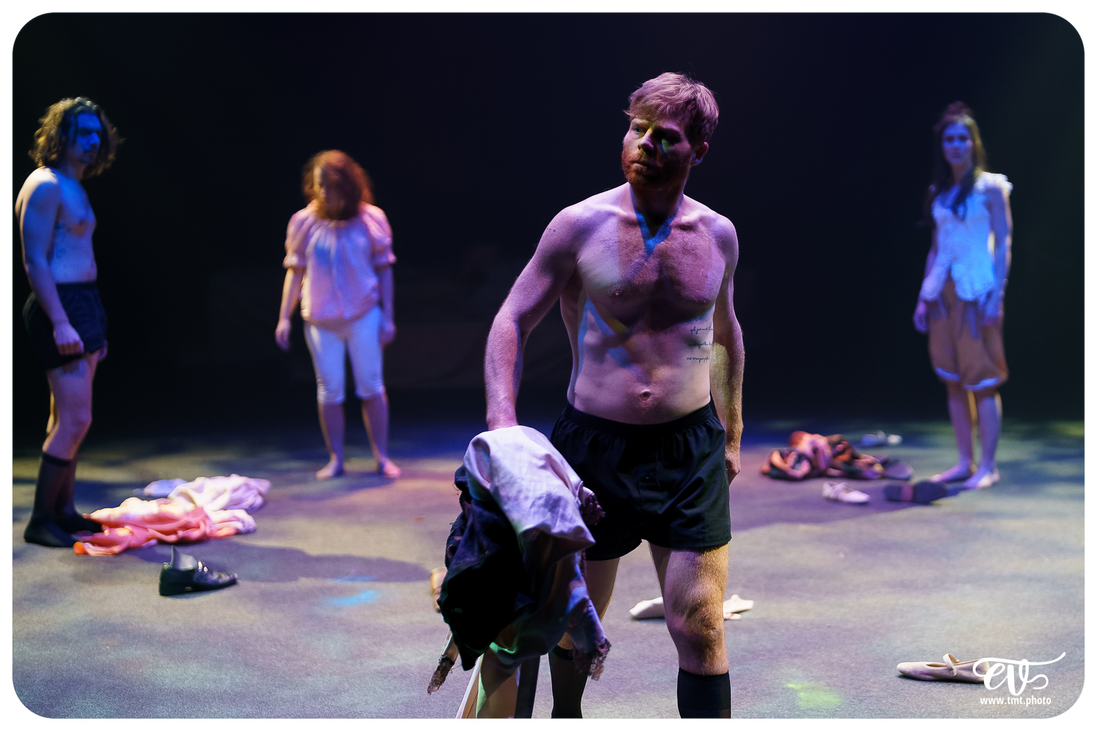 UN SONGE, UNE NUIT, L'ETE (CIE DU MATAMORE)